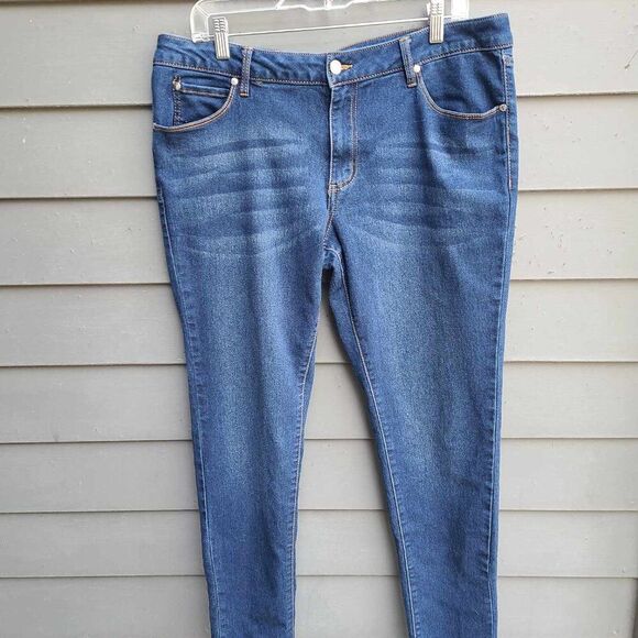 Tahari Jeans size 16 / 33 - Picture 8 of 14